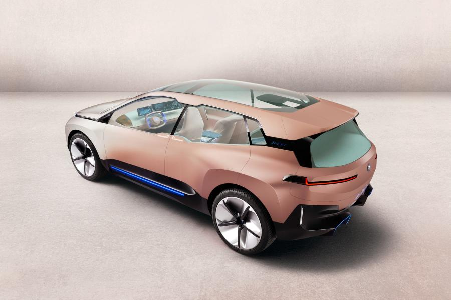  BMW Vision iNEXT 2018 года  (фото 121 из 128)